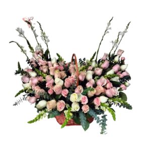 RAMO DE FLORES EN CANASTA TIPO ANCLA POR 50 ROSAS