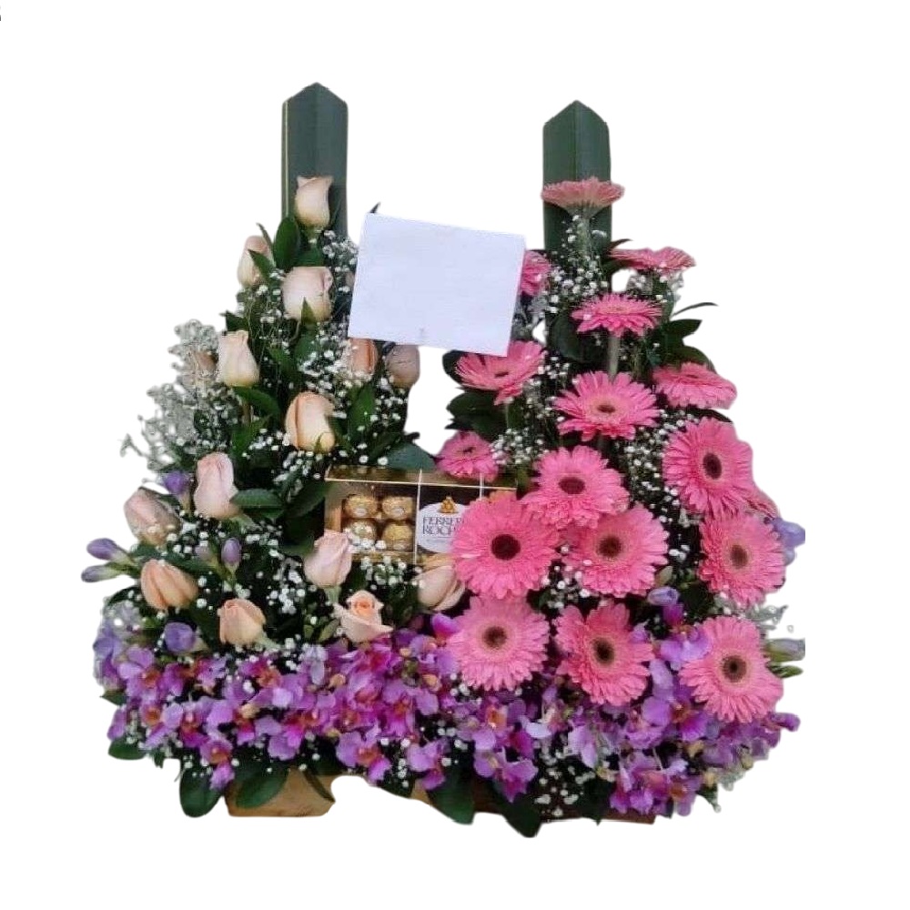 RAMO DE FLORES DOS TORRES I ROSA Y GERBERA CON CHOCOLATE